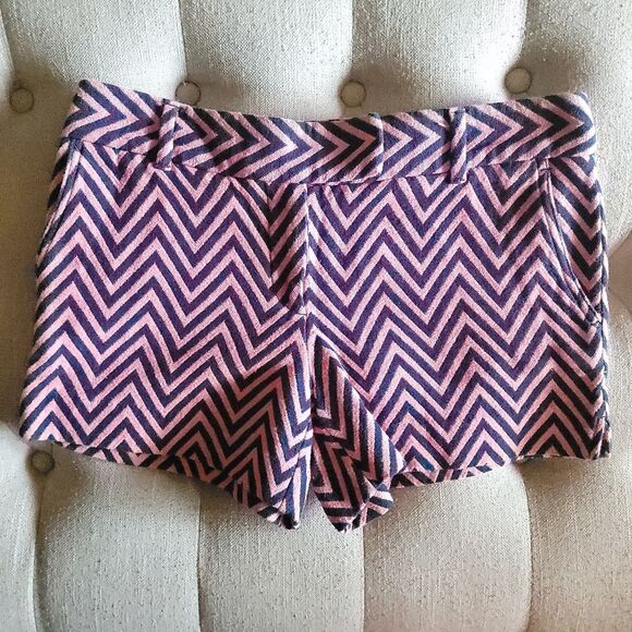 Ann Taylor LOFT Shorts Womens 4 Pink Blue Riviera Knit Zig Zag Flat Front Cotton - Picture 3 of 14